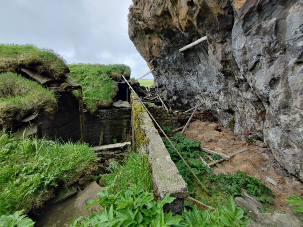 Island Tag 5 – Rútshellir, Drangurinn í Drangshlíð, Skógar Museum