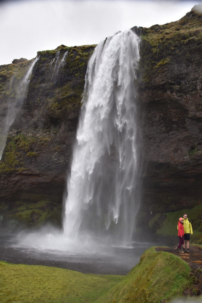 Island Tag 4 – Seljalandsfoss und Gljúfrabúi