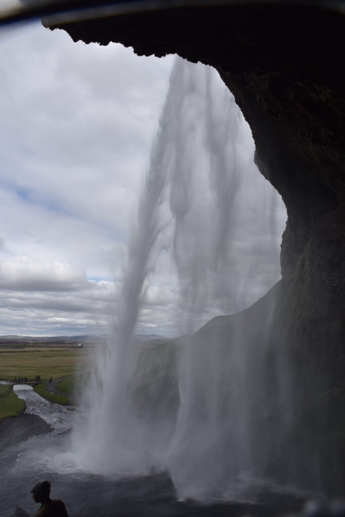 Island Tag 4 – Seljalandsfoss und Gljúfrabúi