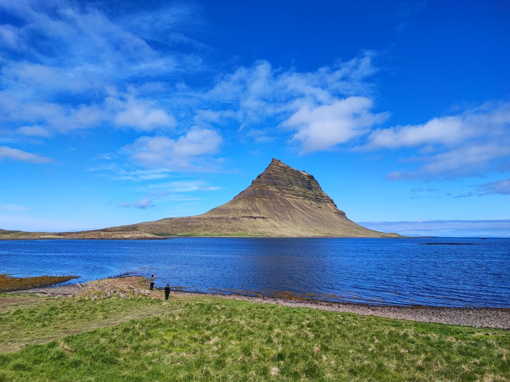 Island Tag 15 – Snæfellsnes – Búðakirkja und Ytri Tunga