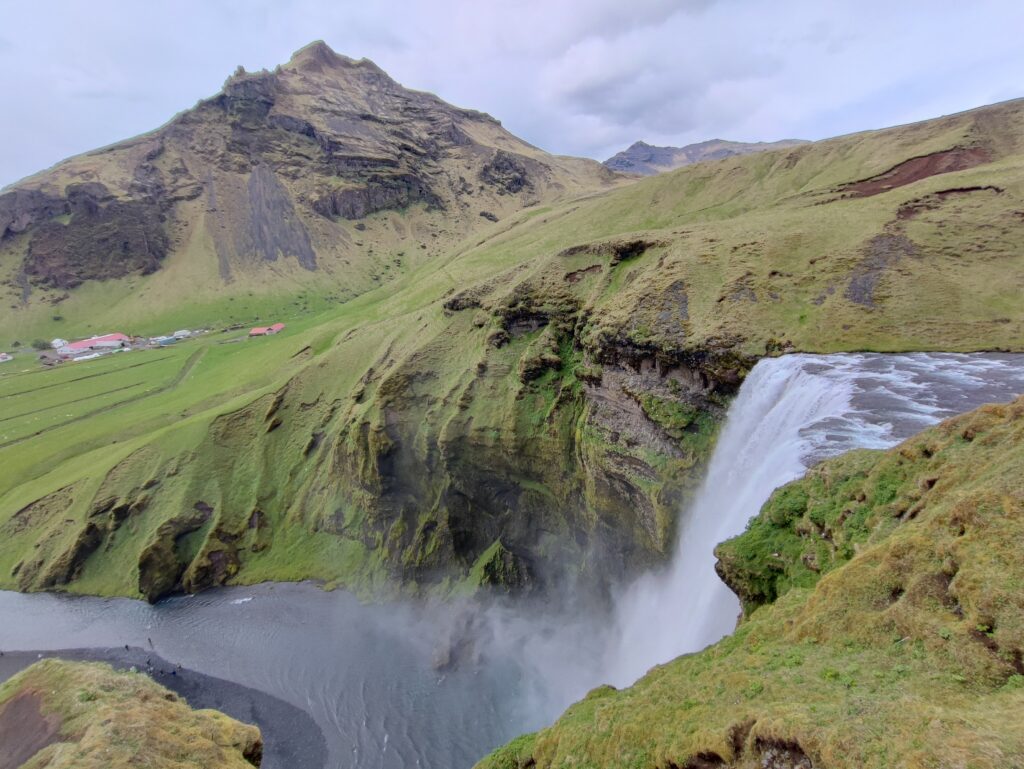 Island Tag 9 – Skógafoss