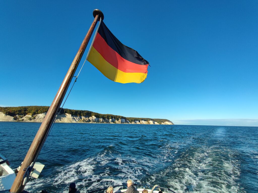 Rügen Tag 12 – Schiff ahoi: Kreidefelsen vom Wasser aus, Prora die 2.