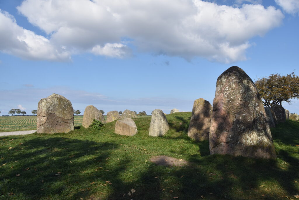 Rügen Tag 10 – Nord-Rügen – Großsteingrab Nobbin