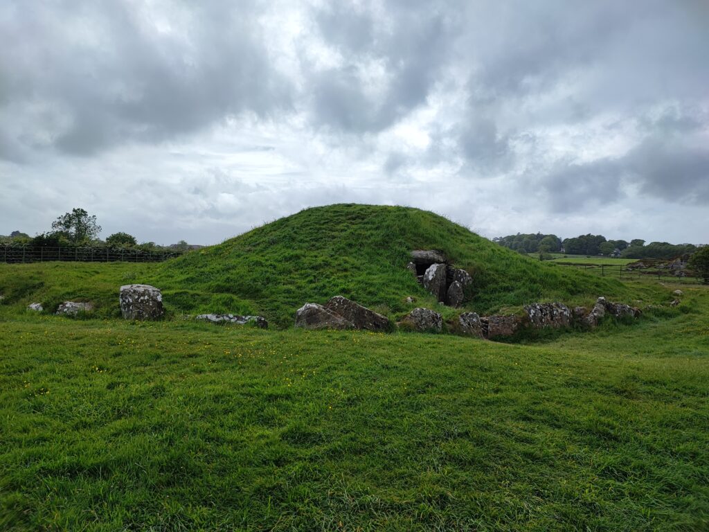 Wales Tag 18 – Bryn Celli Ddu