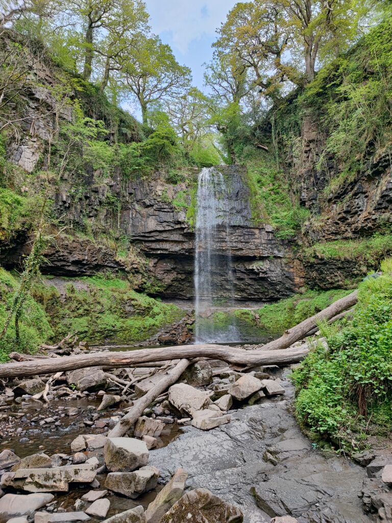 Wales Tag 7 – Henrhyd Falls