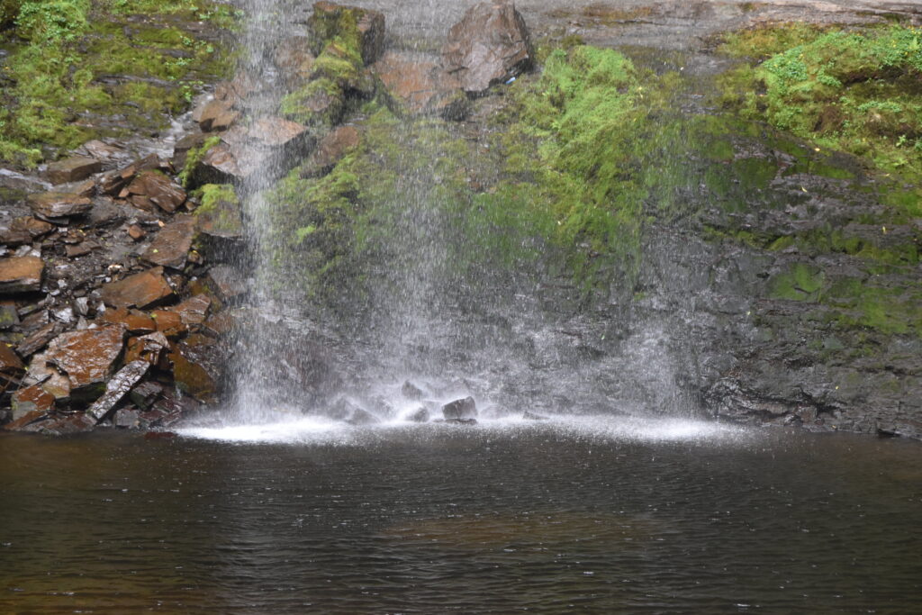 Wales Tag 7 – Henrhyd Falls