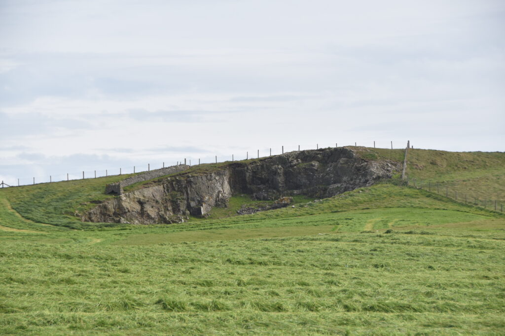 Wales Tag 17 – Anglesey – Dolmen und Hügelgräber