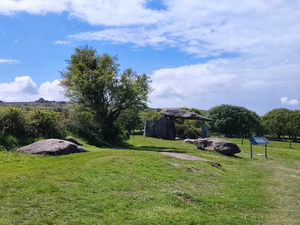 Wales Tag 12 – Pentre Ifan Burial Chamber
