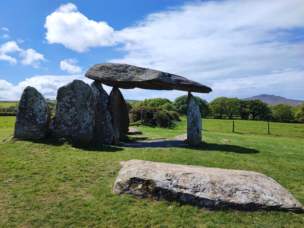 Wales Tag 12 – Pentre Ifan Burial Chamber