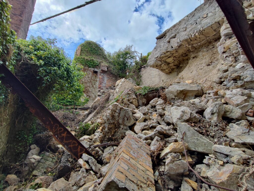 Wales Tag 17 – Anglesey – Porth Wen Brickworks