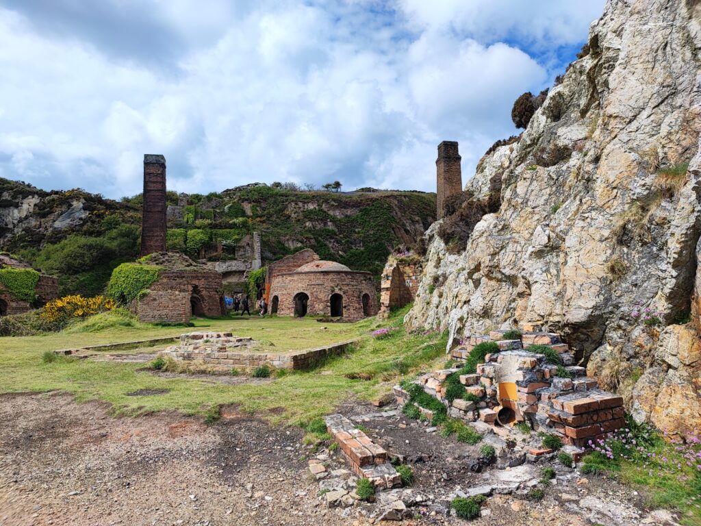 Wales Tag 17 – Anglesey – Porth Wen Brickworks