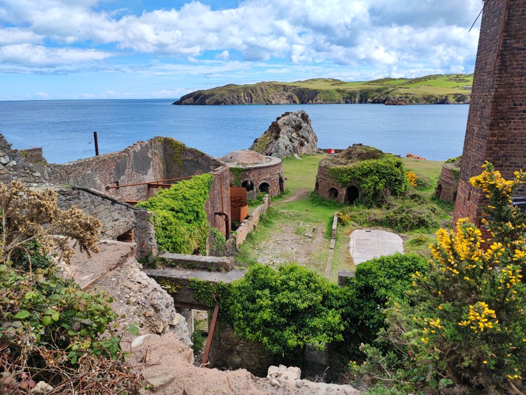 Wales Tag 17 – Anglesey – Porth Wen Brickworks