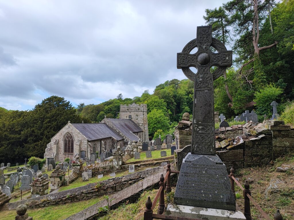 Wales Tag 12 – St Brynach’s Church, Nevern